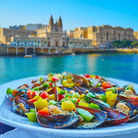 Lux 2 In The Malta, Next To Ferries Sliema アパート グジラ